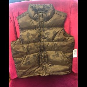 Old Navy Camouflage Puffer Vest